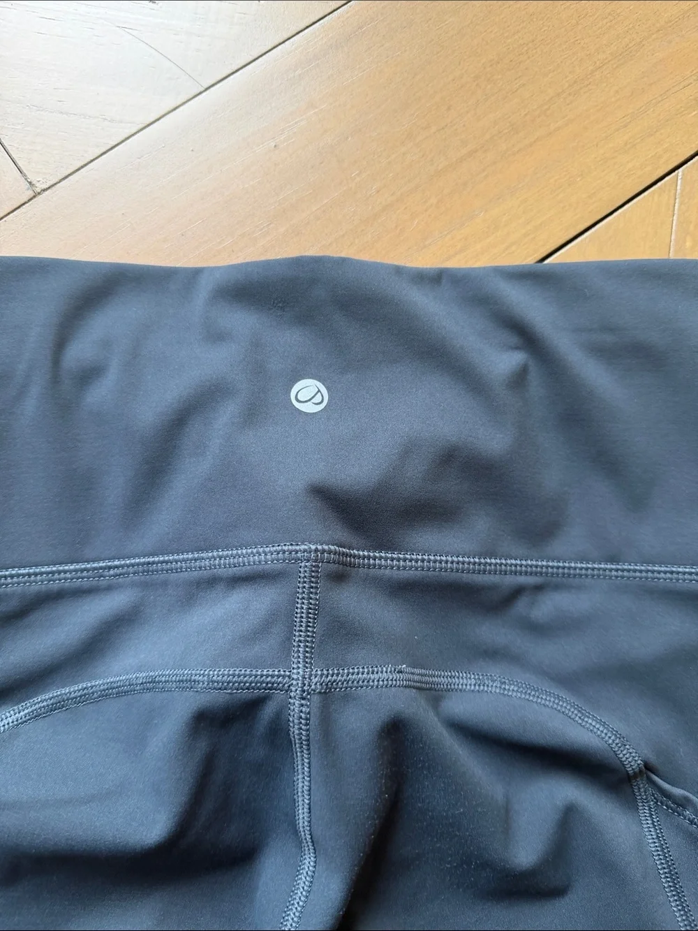 CRZ YOGA Dark gray/ melanite Capri Leggings with Side Pockets